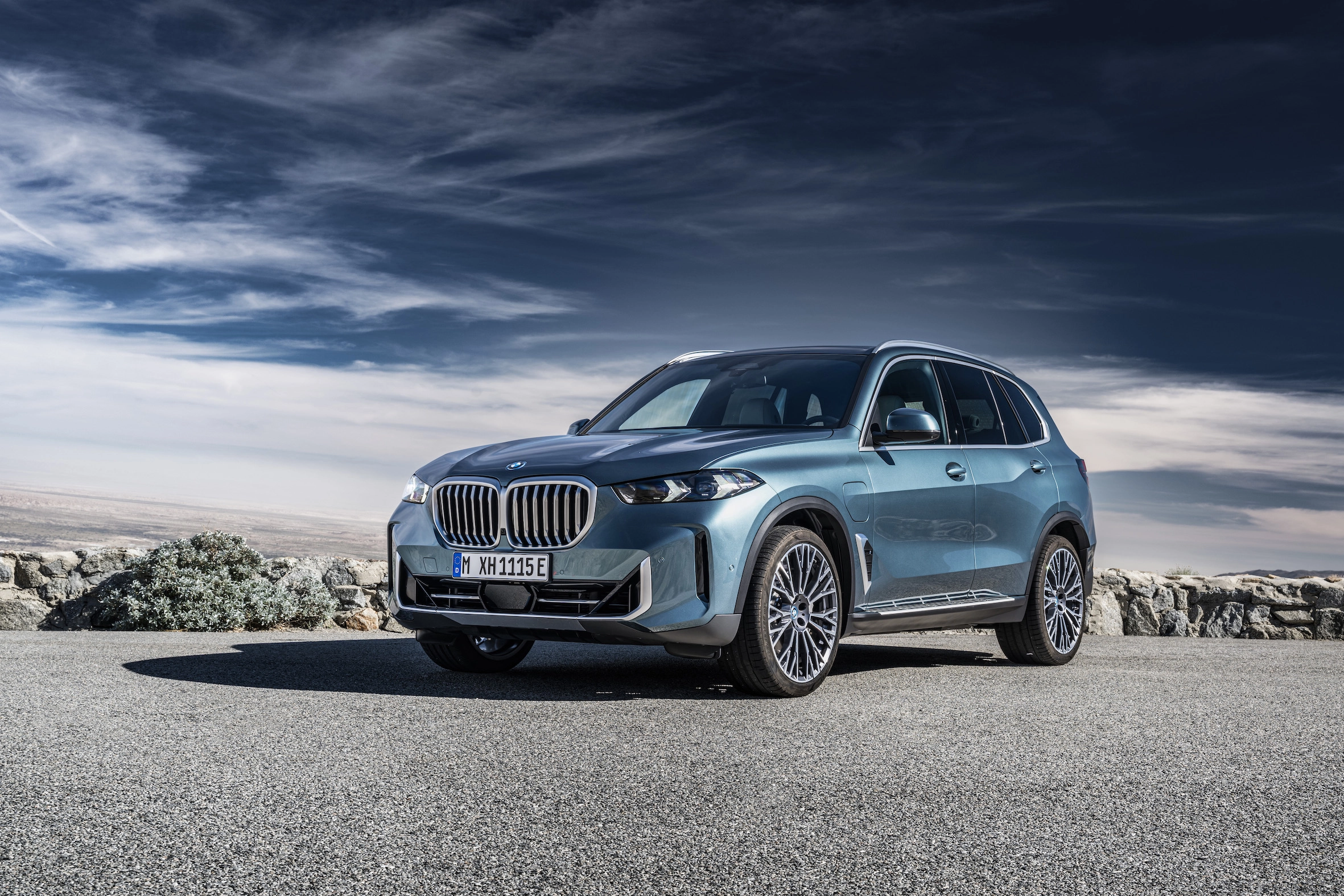 Jaudīgāki, modernāki un viedāki – jaunie BMW X5 un BMW X6